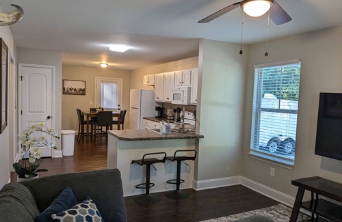 Perry Apartment | New, Downtown Perry - 2 Miles to Fairgrounds, Pets OK