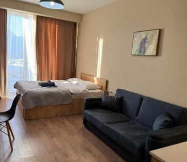 Kazbegi Apartment | New Gudauri, Alpic - Ski Resort at Your Doorstep - Stylish & Comfy Ski Apartment with ski-depot and Stunning Mountain Views
