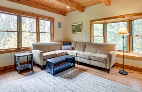 Franconia House | New Hampshire Getaway Near Hiking & Biking!