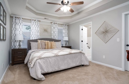 Helena House | NEW! Hamptons On The Rocks - Close to Downtown