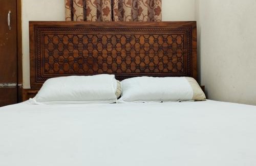 Mohammadpur Hotel | New Hotel Labbaik