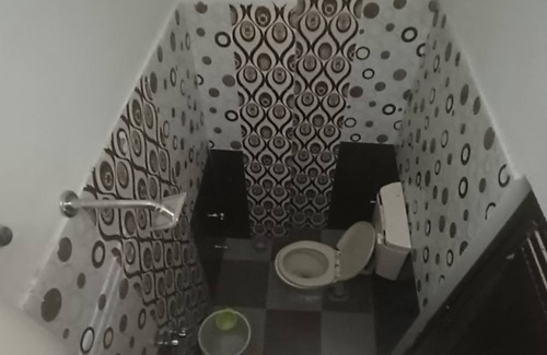 Maheshwar Hotel | New Hotel Shree Radha Krishna Palace