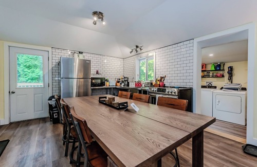 South Bruce Peninsula Cabin | NEW in Sauble: Cammidge Place Retreat