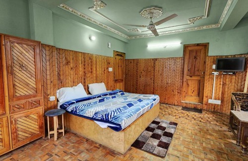 Manali Hotel | New jubilant