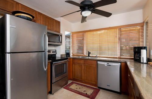 Historic Kailua Village House | New! Kona Reef Resort Oceanfront 2 Bdrm, 2 Bath D-11 Right on the Ocean! Casago Kona