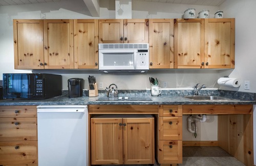 Polson Condo | New! Lakeside Adventure Studio!