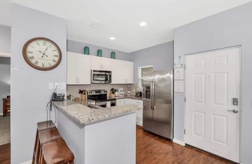 Bay Lake House | New listing 4 Beds/3 Baths Lucaya Village