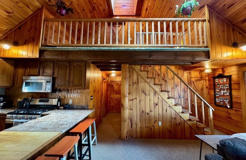 Fly Creek Cabin | New Listing; Discounted Price; Tranquil Cabin 5 miles to Cooperstown