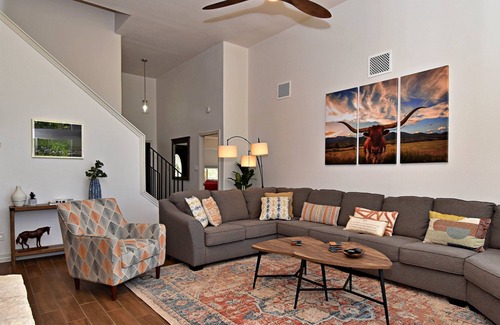 Dripping Springs House | *New Listing* Near State Parks, Hiking Trails, Creeks & More!