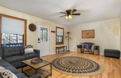 Asheville House | NEW LISTING! Relaxation~Zen~Azalea Cabin~Asheville by RedAwning