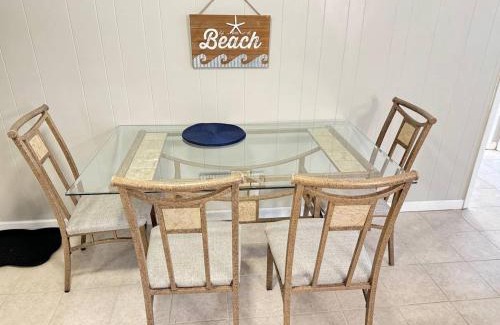 North Forest Beach Apartment | New Listing Sands Villa Steps to the Beach Flip-Flop Getaways