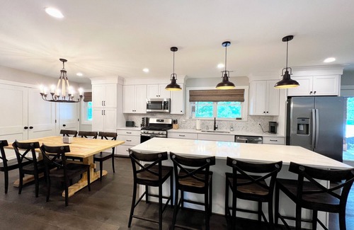 Crane Hill Cottage | New Listing! Shady Pine Landing - Renovated Cottage at Smith Lake, Crane Hill