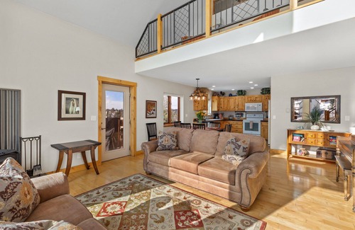 Elk Meadows House | New Listing! Sneffels Retreat - Tranquil Getaway - Direct Views of Sneffels!