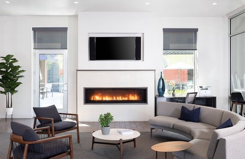 Walnut Creek Apartment | New Listing! Studio! Steps to Downtown Walnut Creek | Rooftop Pool