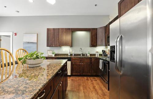 Athens Apartment | NEW LISTING The Townie Retreat - Walk to Stadium