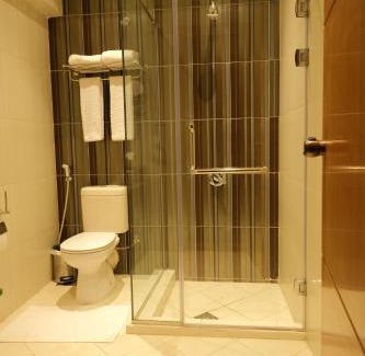 Al Duqqi Hotel | New Marwa Palace