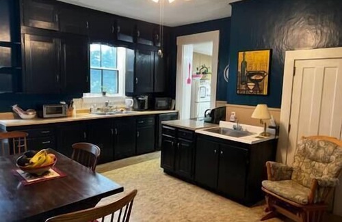 St. Johnsbury House | New Moon Inn at White Birch Farm