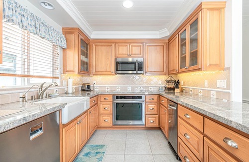 Santa Ana Heights Condo | New Oceanfront Listing! | Huge Patio w/Fire Pit | Private & Oh So Relaxing!