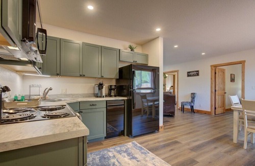 Palmer Lake Apartment | *New* Palmer Lake Hibernation Den