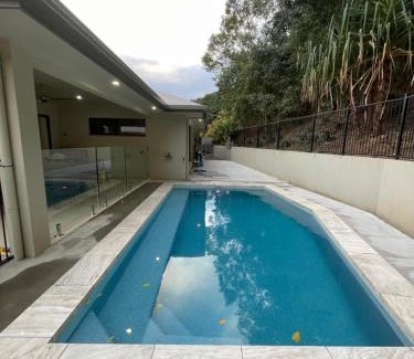 Trinity Beach House | New Pool Now Open! - Trinity Beach Haven - Luxury 4 bedroom home, Steps to the Beach, Surrounded by Mountains