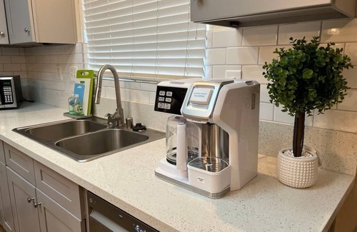 Victorville House | New Remodel Modern Heartwarming House