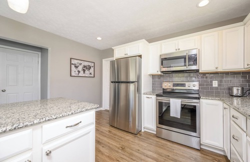 Portage Lakes House | New! Remodeled waterfront home in Portage Lakes! Close to Everything!