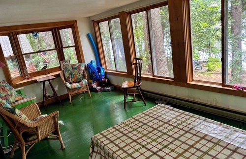 Waterford Cottage | New rental on desirable Keoka Lake: Lovely lakefront cottage 4BR, 2BA
