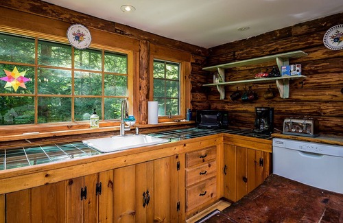 Andover Cabin | NEW! Secluded Log Cabin in the Mountains -- Minutes from Okemo