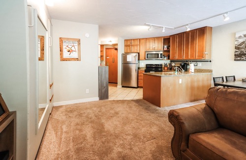 Winter Park Apartment | New Ski In/ski out Studio Onsite Amenities!