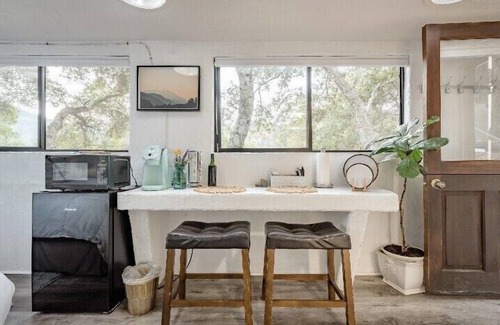 Carmel Valley House | New! Soak in a Hot Tub at this Romantic Tree House Surrounded by Trees
