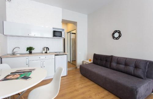Petrovskoye Apartment | New studio near metro Yaroslava Mudroho, Universytet - Chernyshevska str 95-1