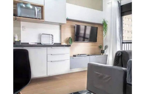 Higienopolis Apartment | New Studio Next Paulista Av, Fast Wifi and Balcony