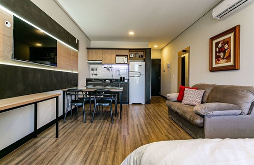 Ingleses Centro Apartment | New Studio Well Located 750m From the Beach Sti209
