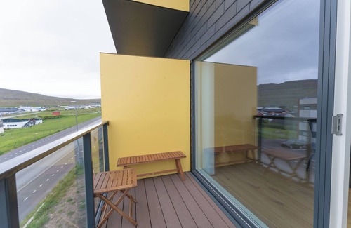 Torshavn Apartment | New/Stunning Sea View/Light/3 Br