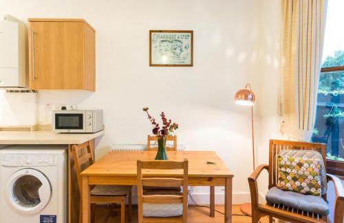 New Cross Apartment | NEW Stylish 1 Bedroom Flat with Garden | London
