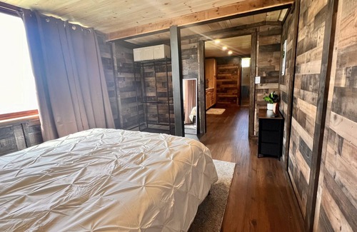 Colebrook Apartment | New suite. Direct ATV/ Snowmobile access in the mountains