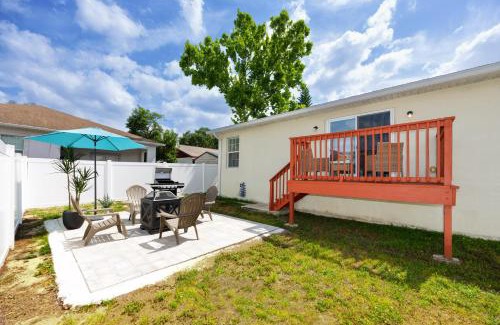 Terrace Park House | NEW! Summer Safari - Professionally Decorated Home by Busch Gardens & USF