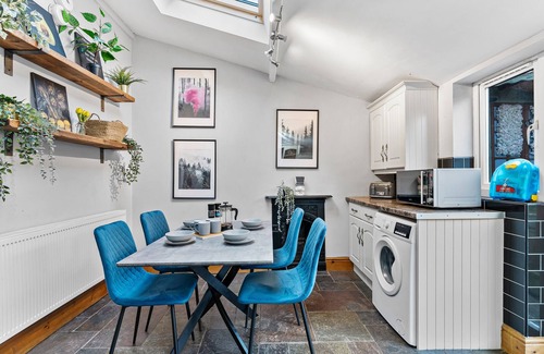 Robin Hood's Bay Condo | NEW- The 7 Bed Manor Of Robin Hoods Bay