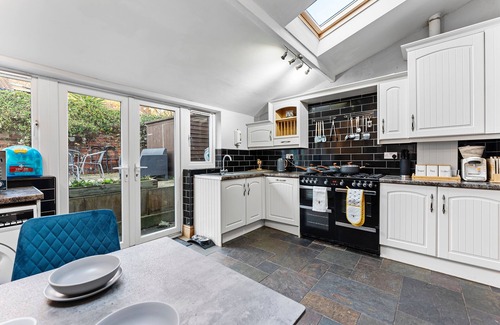 Robin Hood's Bay Condo | NEW- The 7 Bed Manor Of Robin Hoods Bay