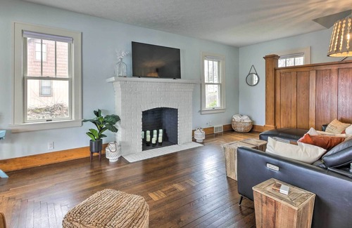 Portage Lakes House | NEW! 'The Docks @ Waterside' Lake Home w/ Hot Tub!