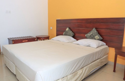 Pottuvil Division 2 Hotel | New Tristar Beach Hotel