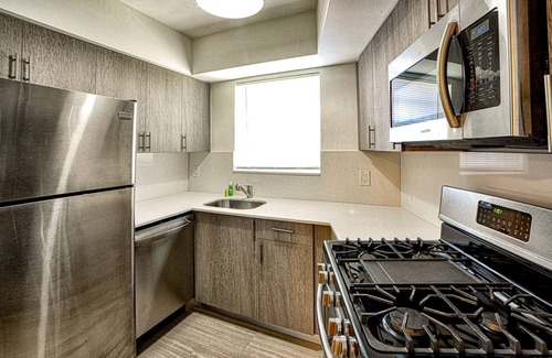 The Roads Condo | ✨ New Two Bedroom plus Free Parking