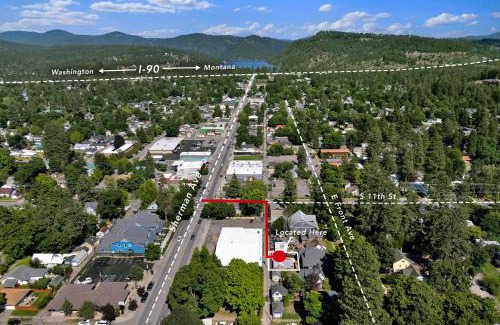 Coeur d'Alene House | NEW! Unique Coeur d’Alene Cottage. 1/2 Mi to Dtwn