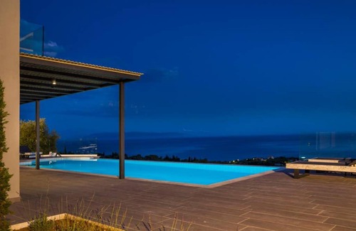 Mousata Villa | New Villa Blue with private pool at Trapezaki