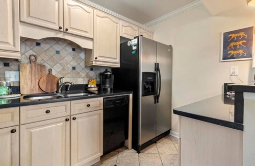 Auburn Condo | NEW-War Damn Condo-DT Auburn next to campus
