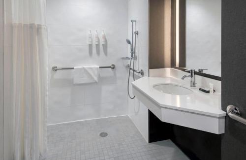Downtown Brooklyn Hotel | New York Marriott at the Brooklyn Bridge