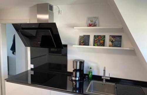 Hilden Cabin | New York: Messe-/Business-/FeWo Düsseldorf/Hilden