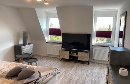 Hilden Cabin | New York: Messe-/Business-/FeWo Düsseldorf/Hilden