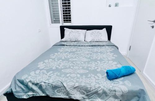 Bat Yam Apartment | New! Your home in Israel Luxury Suite