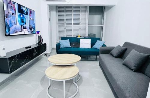 Bat Yam Apartment | New! Your home in Israel Luxury Suite